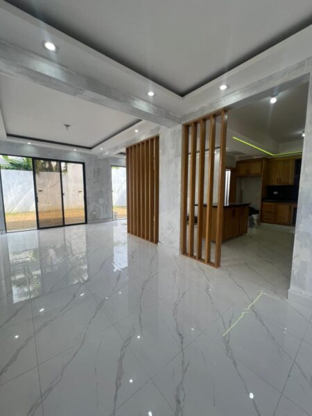 CASA A ESTRENAR DE VENTA