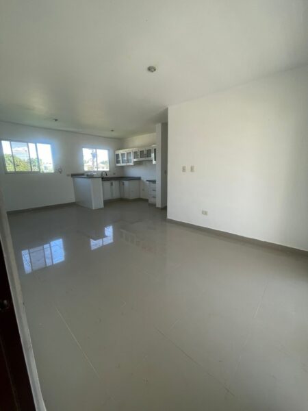SE RENTA APARTAMENTO NUEVO EN TERCER PISO