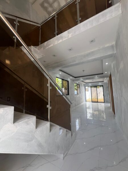 CASA A ESTRENAR DE VENTA