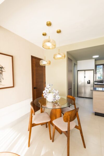 HERMOSOS APARTAMENTOS UBICADO EN LA PRESTIGIOSA URB. THOMEN