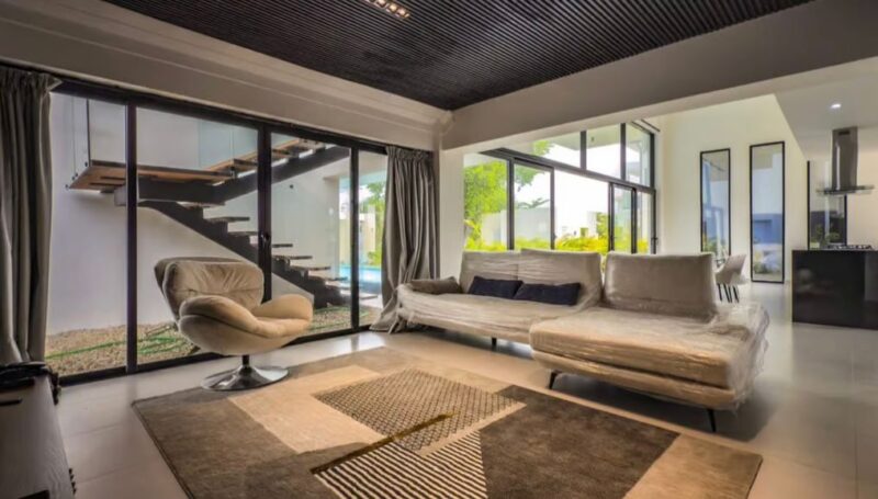 VILLA DE LUJO EN LA PRESTIGIOSA ZONA DE SOSUA