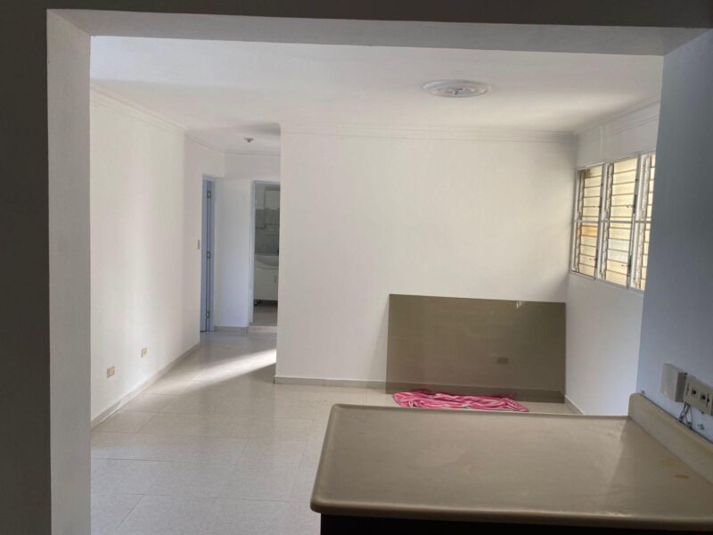 SE VENDE APARTAMENTO EN LOS LLANOS DE GURABO
