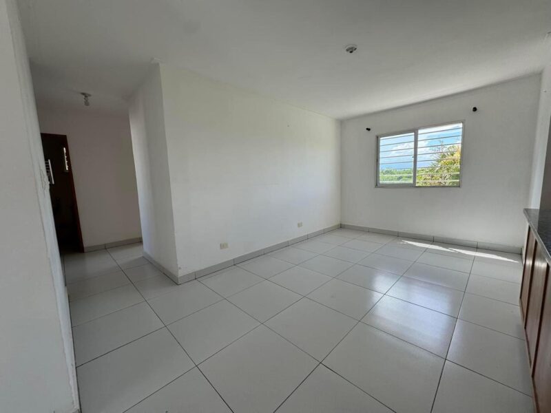 APARTAMENTO DE VENTA EN LA AUTOPISTA DUARTE 4TO NIVEL CON AZOTEA