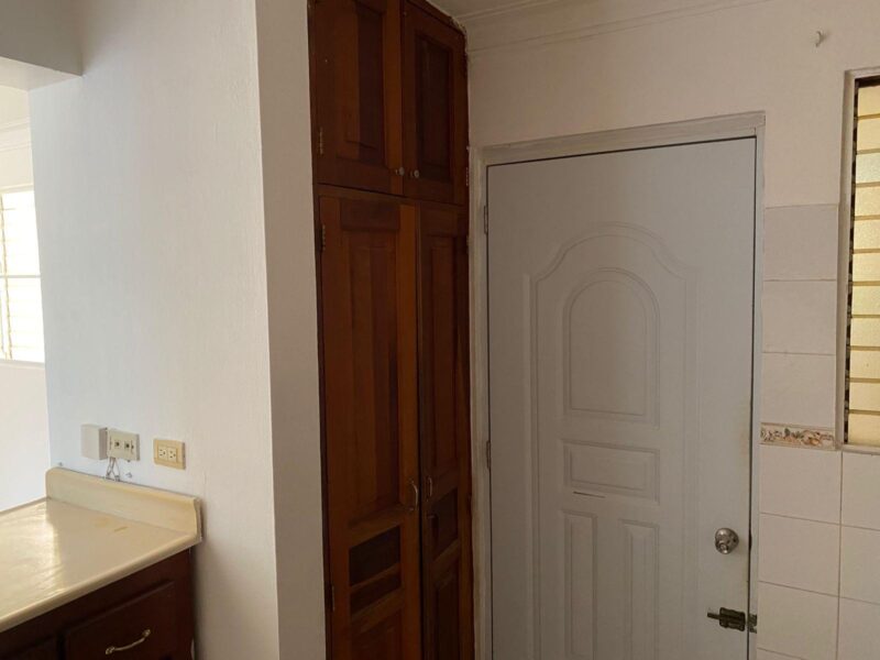 SE VENDE APARTAMENTO EN LOS LLANOS DE GURABO