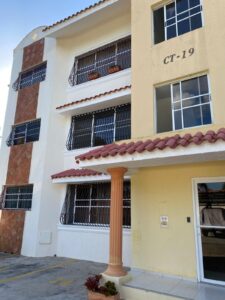 SE VENDE APARTAMENTO EN LOS LLANOS DE GURABO