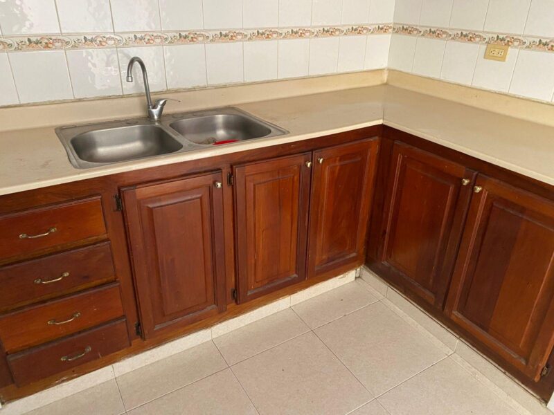 SE VENDE APARTAMENTO EN LOS LLANOS DE GURABO