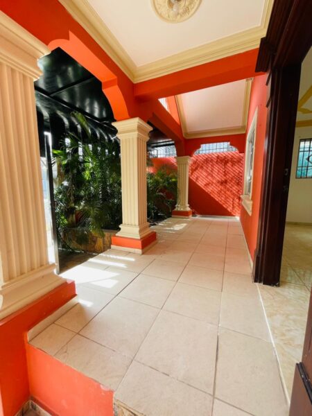 VENTA DE CASA EN LOS PRADOS