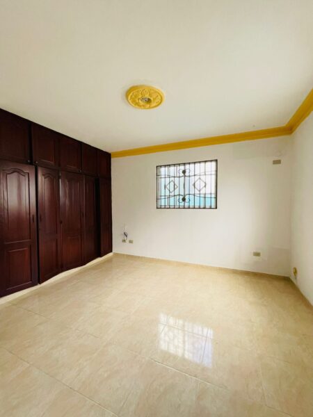 VENTA DE CASA EN LOS PRADOS