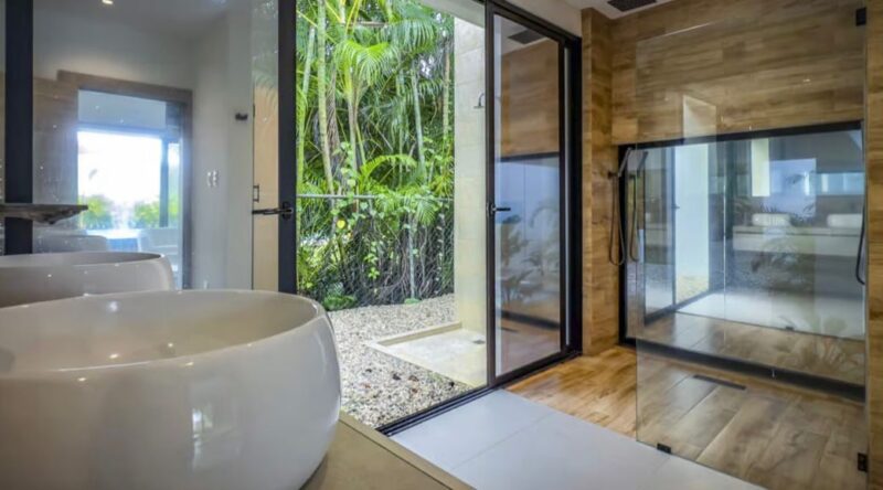 VILLA DE LUJO EN LA PRESTIGIOSA ZONA DE SOSUA